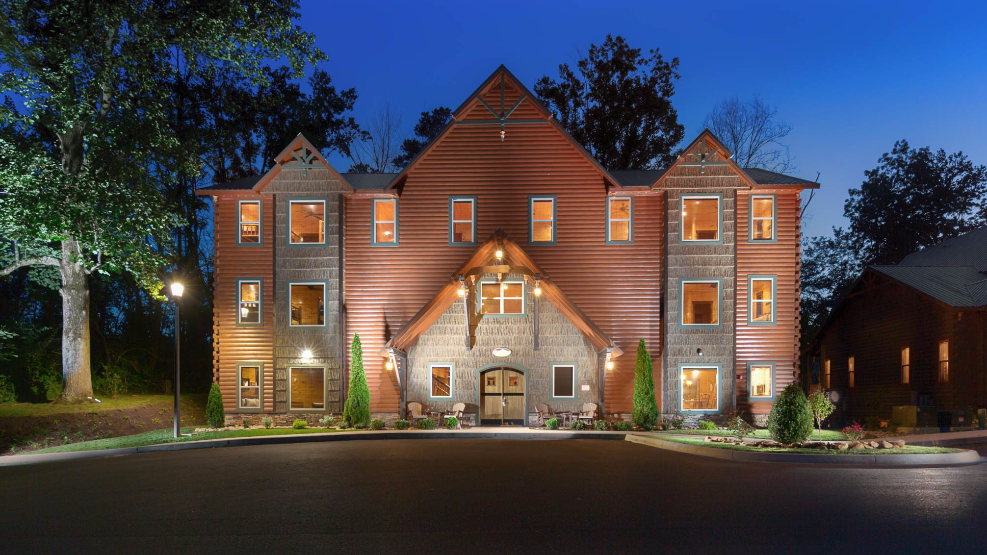 Wyndham Havens and Hideaways Featuring BarkClad SmartBark Synthetic Bark Siding